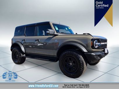 Certified 2025 Ford Bronco Outer Banks w/ Sasquatch Package