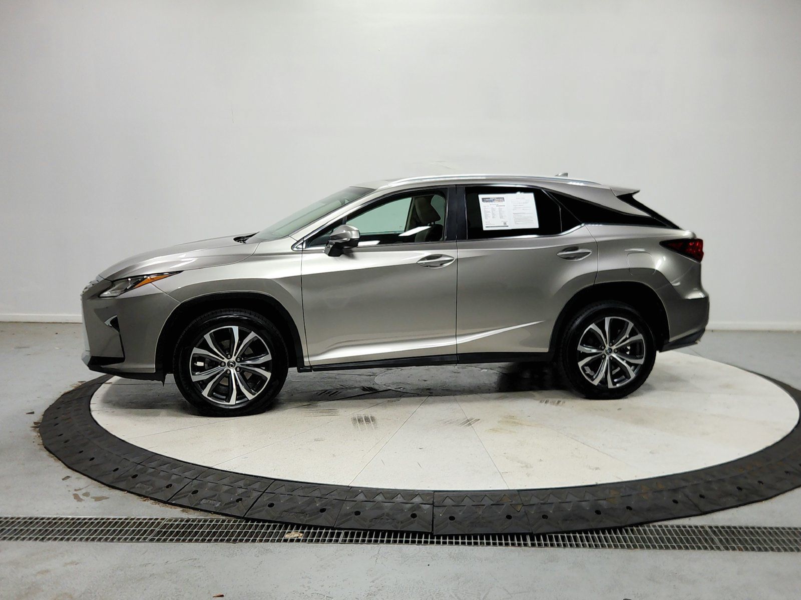 Used 2019 Lexus RX 350 FWD image 5