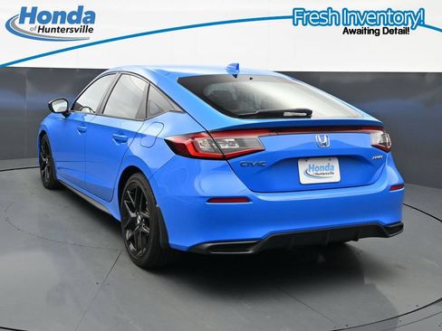Used 2025 Honda Civic Sport image 7