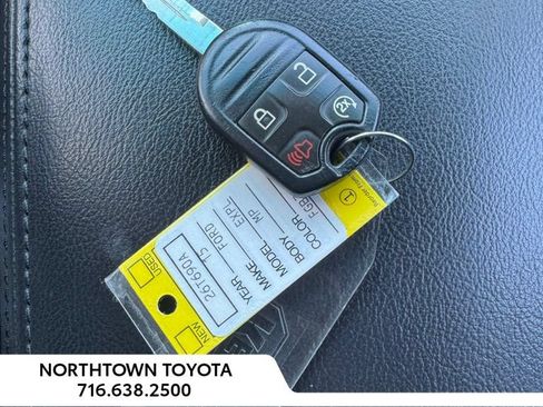 Used 2015 Ford Explorer XLT w/ Equipment Group 202B AWD/4WD image 30