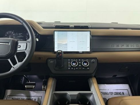 New 2025 Land Rover Defender 110 V8 image 23