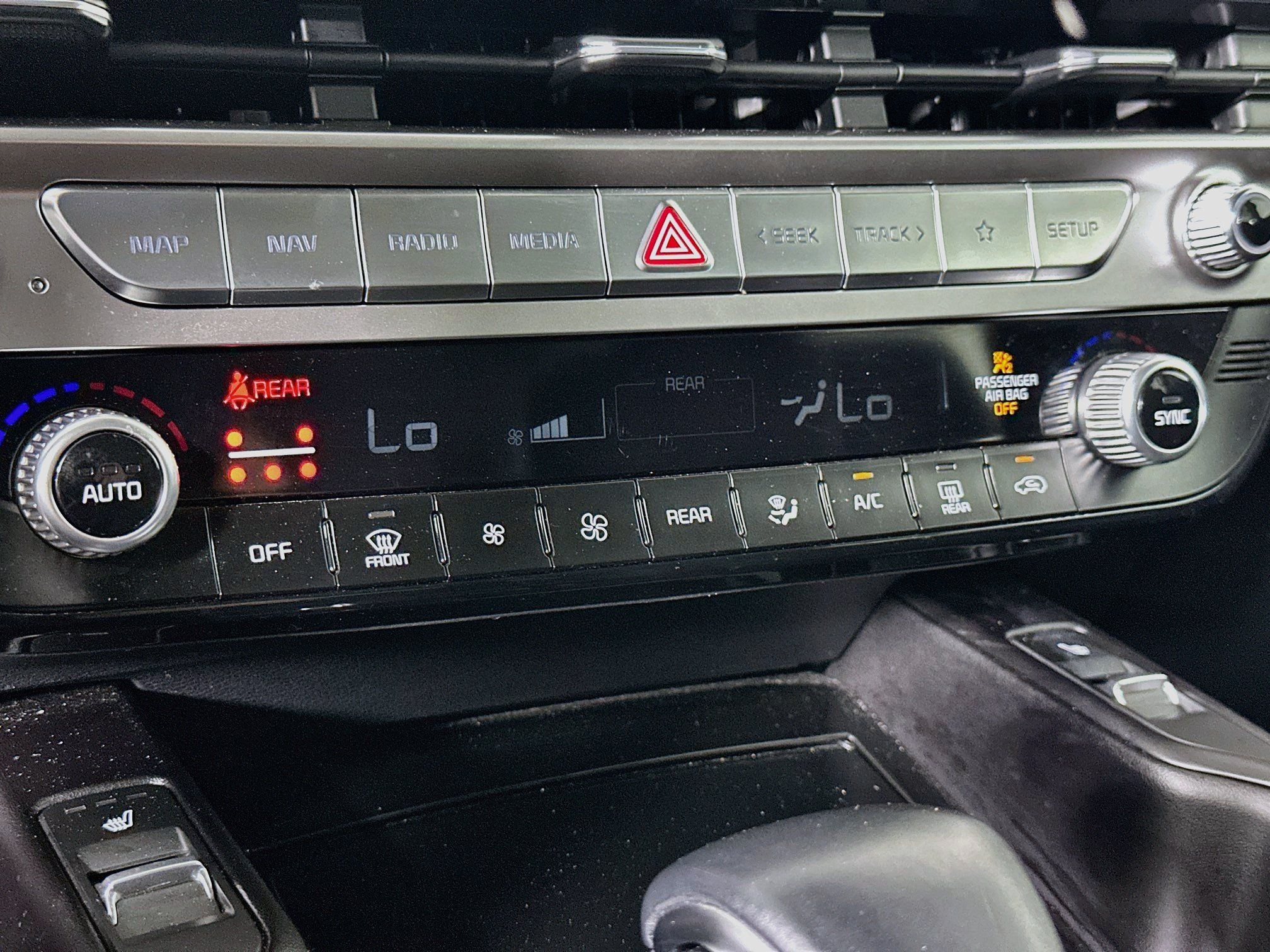 Used 2025 Kia Telluride S FWD image 24
