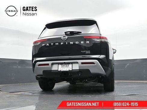 Used 2025 Nissan Pathfinder Platinum AWD/4WD image 44
