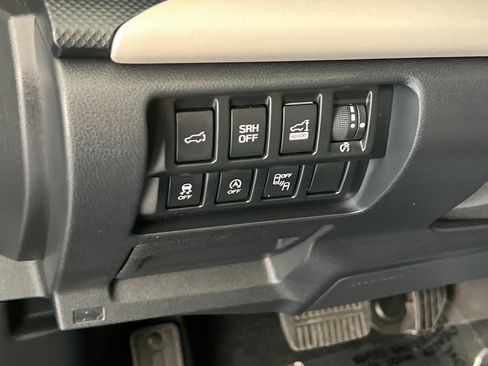 Certified 2022 Subaru Forester Limited AWD/4WD image 38
