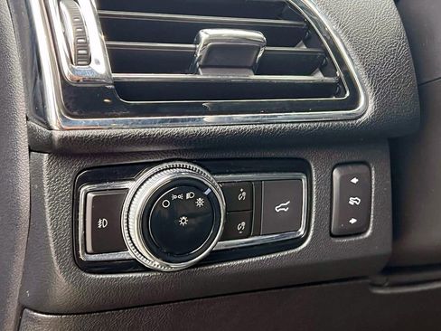 Used 2020 Lincoln Navigator L Reserve w/ Equipment Group 201A Reserve image 23