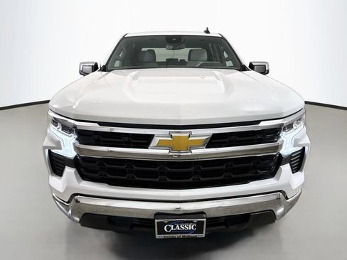Used 2023 Chevrolet Silverado 1500 LT RWD image 2