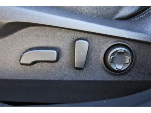 Used 2025 Subaru Outback Limited image 29