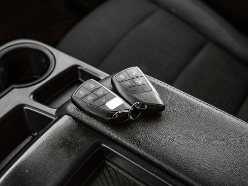 Used 2022 Chevrolet Silverado 1500 LT Trail Boss image 55