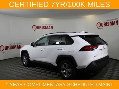 Used 2025 Toyota RAV4 XLE AWD/4WD image 4