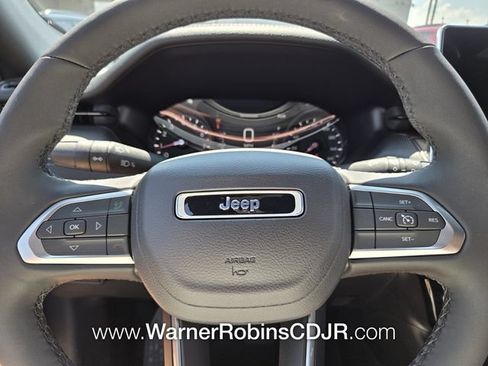 New 2026 Jeep Compass Latitude AWD/4WD image 20