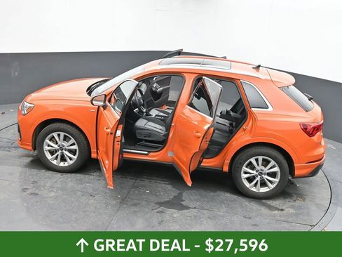 Used 2025 Audi Q3 2.0T Premium image 70