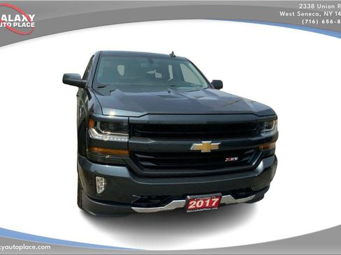 Used 2017 Chevrolet Silverado 1500 LT w/ All Star Edition AWD/4WD image 3