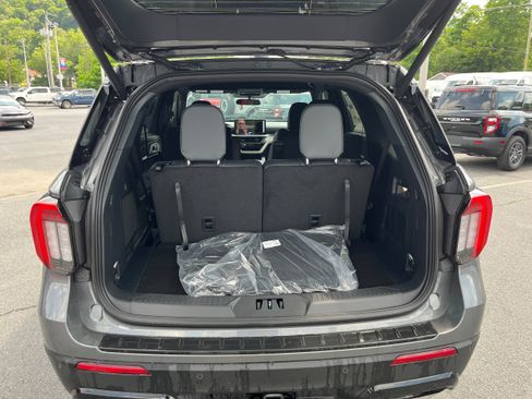 New 2026 Ford Explorer ST-Line AWD/4WD image 14