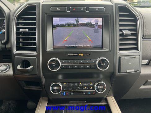 Used 2021 Ford Expedition Limited RWD image 8