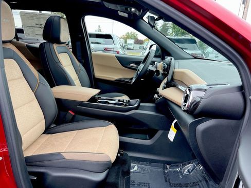 New 2026 Chevrolet Equinox ACTIV AWD/4WD image 59