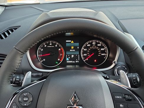 New 2026 Mitsubishi Eclipse Cross SEL AWD/4WD image 18