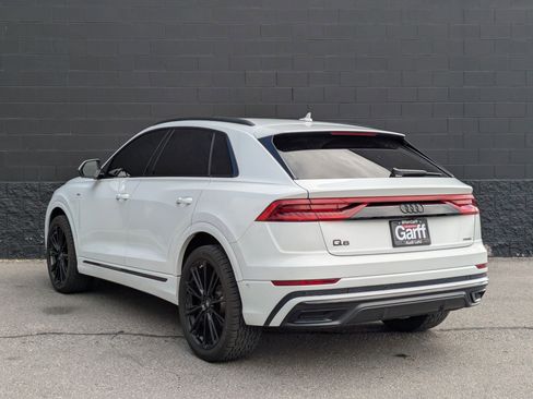 Used 2022 Audi Q8 Prestige AWD/4WD image 7
