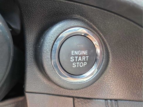 Used 2021 Subaru Forester Premium AWD/4WD image 31