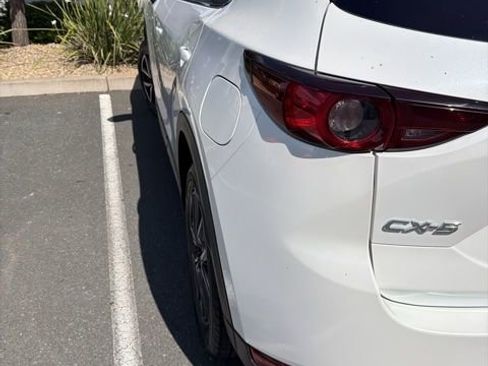 Used 2018 MAZDA CX-5 Touring FWD image 8