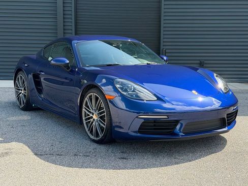 Certified 2024 Porsche 718 Cayman RWD image 25