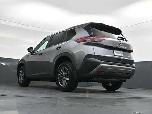 Used 2023 Nissan Rogue S AWD/4WD image 45