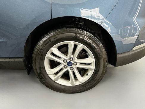 Used 2019 Ford Edge SEL w/ Equipment Group 201A image 32