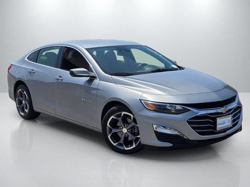 Used 2024 Chevrolet Malibu LT FWD image 1