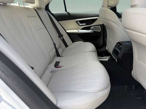 Used 2026 Mercedes-Benz E 350 Sedan image 18