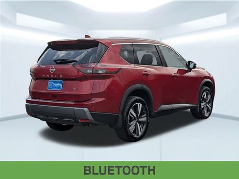 Used 2025 Nissan Rogue SL image 6