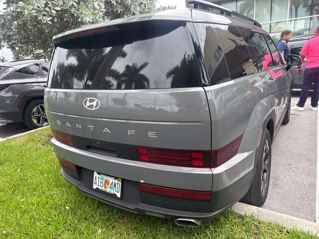 Used 2024 Hyundai Santa Fe SEL FWD image 9