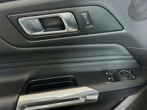 Used 2024 Ford Mustang Premium image 15