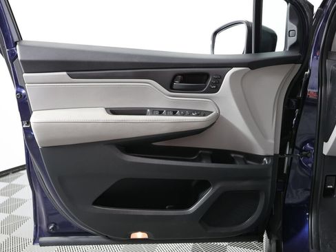 Used 2019 Honda Odyssey EX-L image 12