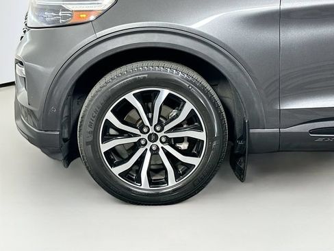 Used 2020 Ford Explorer ST w/ Premium Technology Package AWD/4WD image 40