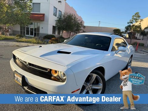 Used 2018 Dodge Challenger SXT w/ Super Sport Group (SS/T) RWD image 12