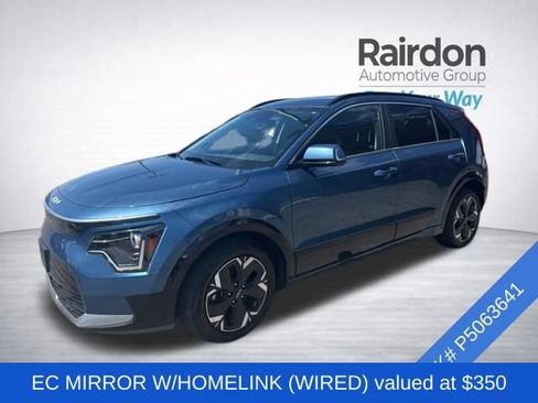 Used 2023 Kia Niro Wind w/ Wind Preserve Package FWD image 3