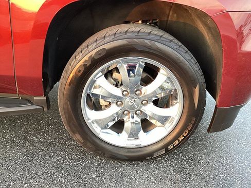 Used 2019 Chevrolet Tahoe LT w/ Texas Edition Package image 12