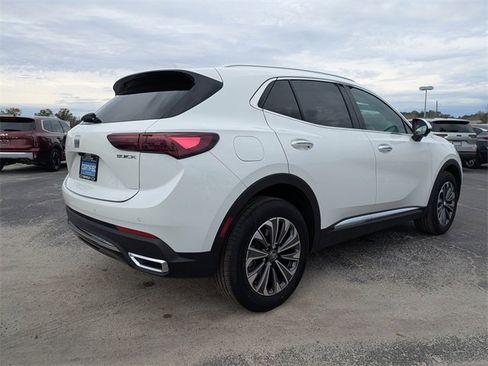 Certified 2025 Buick Envision Preferred image 7