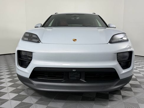 Certified 2026 Porsche Macan Electric RWD image 6