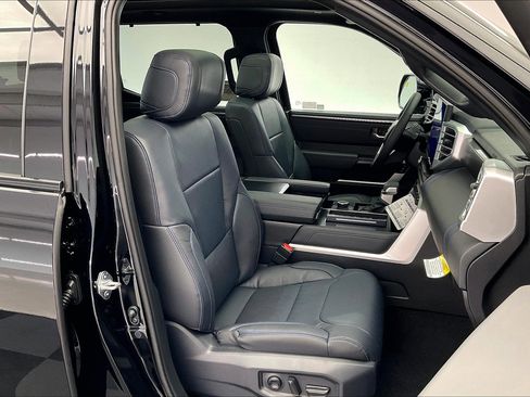New 2025 Toyota Tundra Platinum AWD/4WD image 9