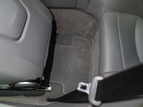 Used 2021 Porsche 911 Carrera 4S image 23