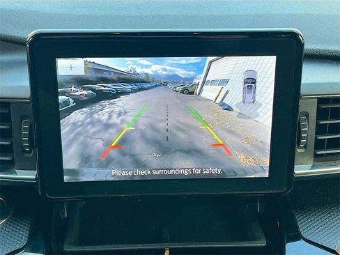 Used 2022 Ford Explorer ST image 13