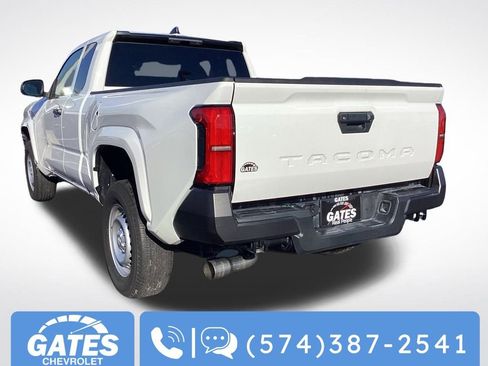 Used 2024 Toyota Tacoma SR image 7