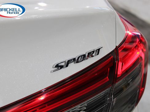 Used 2024 Honda Civic Sport image 12