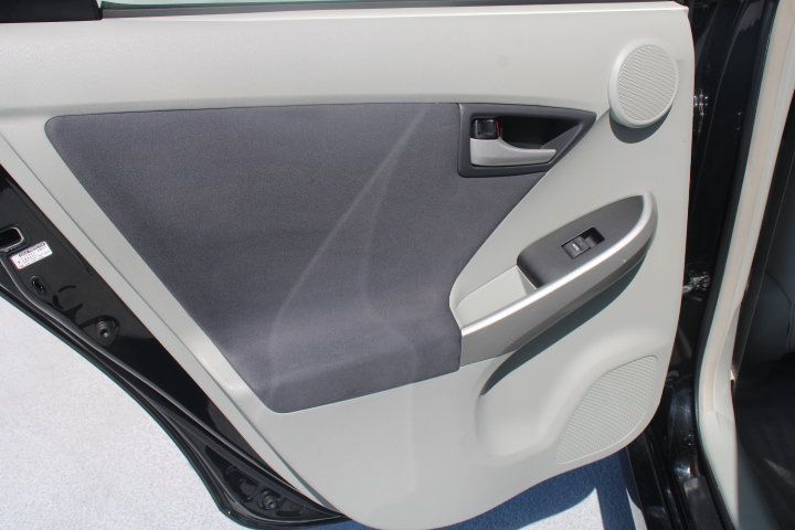 Used 2010 Toyota Prius Three FWD image 12
