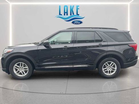 Certified 2025 Ford Explorer Active AWD/4WD image 5