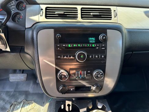 Used 2008 Chevrolet Tahoe 4WD image 17