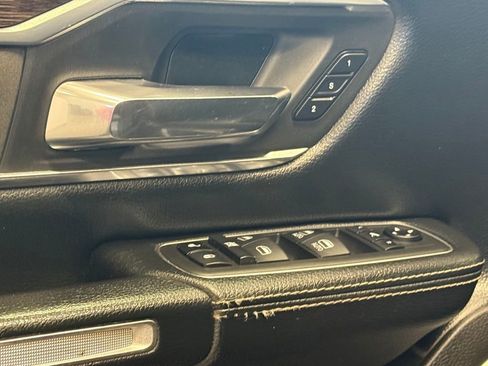 Used 2019 RAM 1500 Laramie image 21