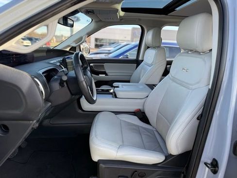 Certified 2025 Ford Expedition Max Platinum image 2