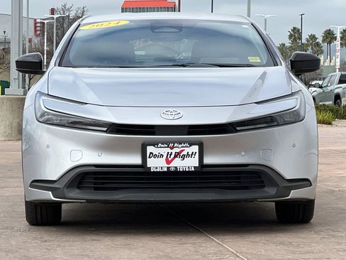 Used 2024 Toyota Prius LE image 10