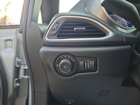 New 2026 Chrysler Pacifica Select w/ S Appearance Package image 14